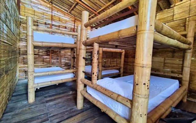 Hostal HALALIKU