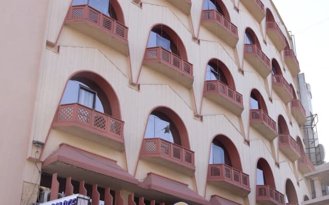 Mango Hotels, Nagpur -Central Avenue Road