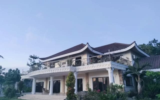 Lina Verano Guest House