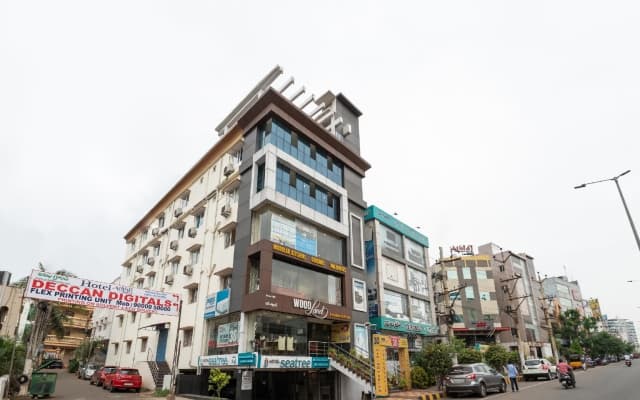Capital O 45731 Hotel SeaTree