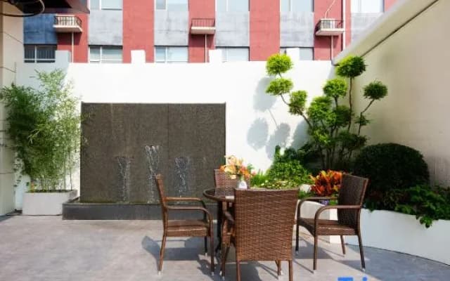 James Joyce Coffetel Hotel (Shijiazhuang Railway Station Gaojiaoqu)