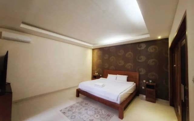 Max Guest House