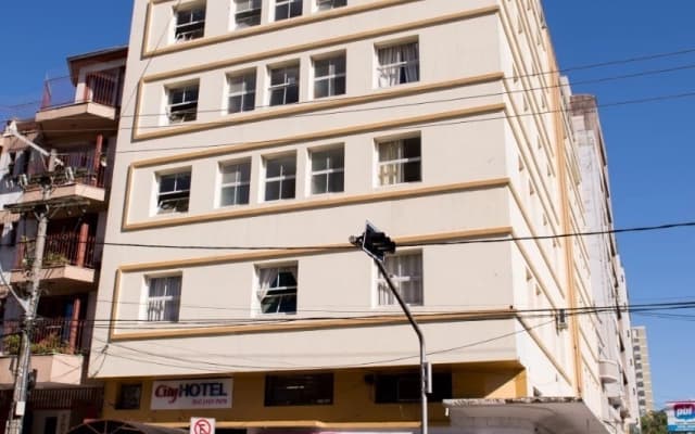 City Hotel