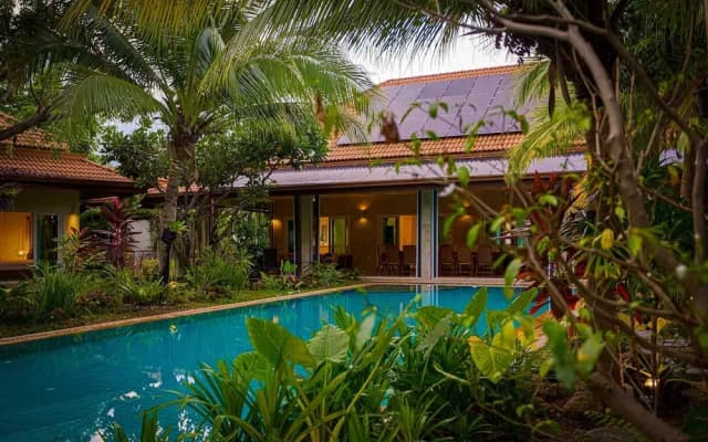 6BR Luxury Tropical Pool Villa PH125