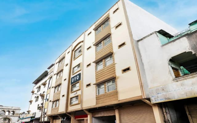 Super Hotel O Aroma Classic Near Nampally Main Railway station