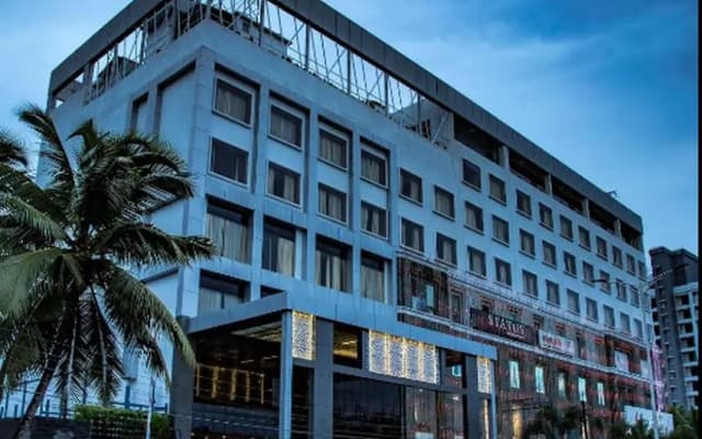Kpm Tripenta Hotel