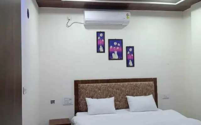 Hotel Royal Sagar By GRB