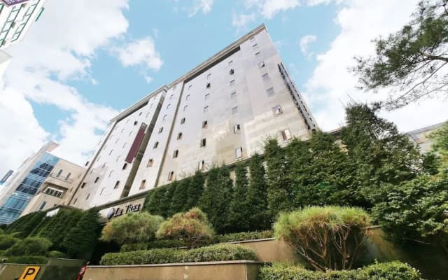 Uijeongbu La Tree Hotel