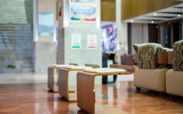 Shilinxuan Holiday Inn (Shilin Scenic Area)