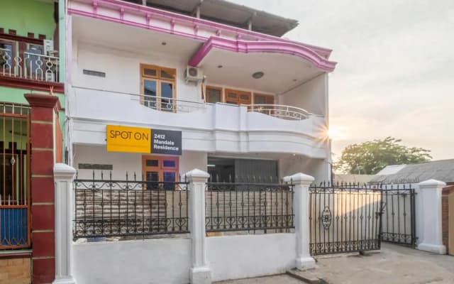 SPOT ON 2412 Mandala Residence