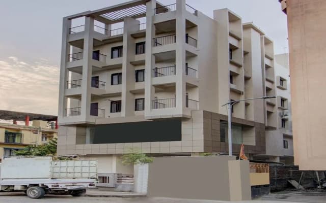 Oyo 15433 Bmg Residency