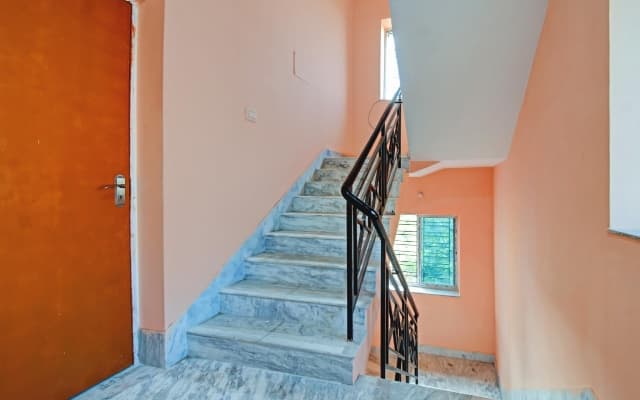 OYO Flagship 79258 Shree Residency