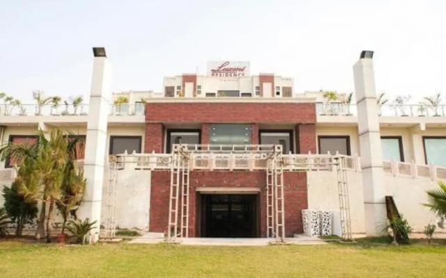 Hotel Luxmi Residency