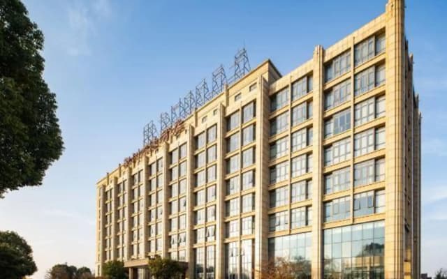New Continental June House Hotel