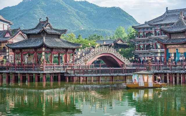 Holiday Inn Express Dongyang Hengdian By Ihg