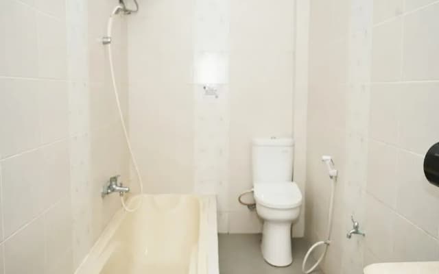 Urbanview Hotel Ratu Elok Syariah Banjarbaru by RedDoorz