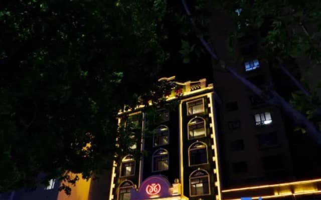 Hongji Business Hotel
