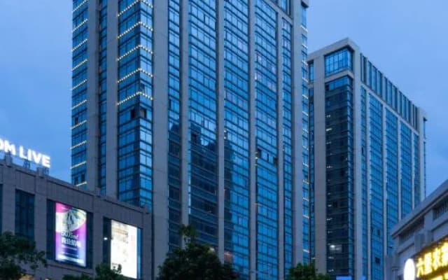 Lanhui Hotel (Wuzhou sanqicheng store)