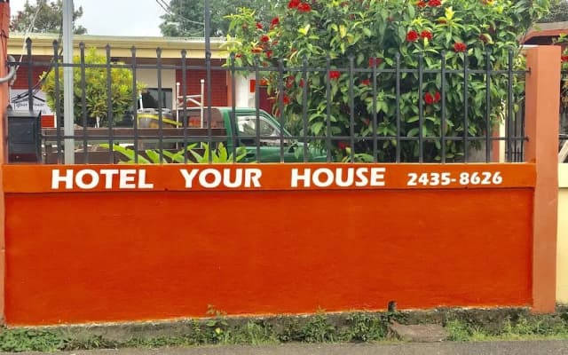 Hotel Your House