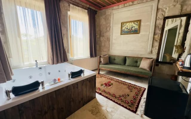 Almula Cave Hotel