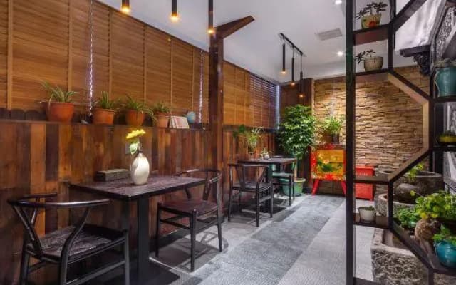 Qingyi Holiday Hostel