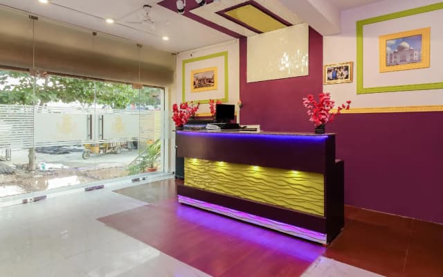 Hotel Golden Inn by OYO Rooms