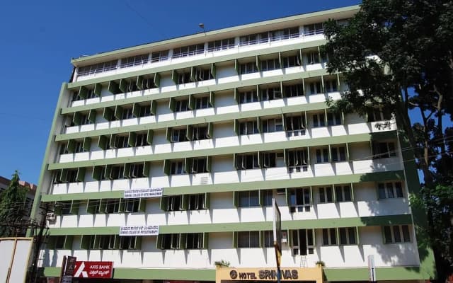 Hotel Srinivas