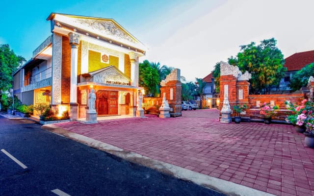 Puri Saron Baruna Beach Cottages