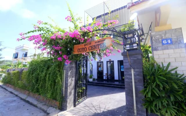 Co To Center Homestay