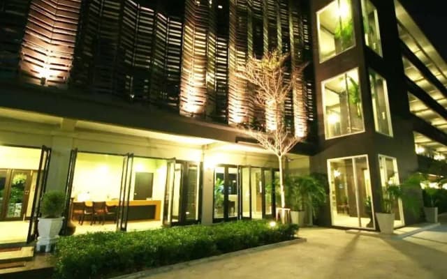 Ploen Pattaya Residence by Tolani