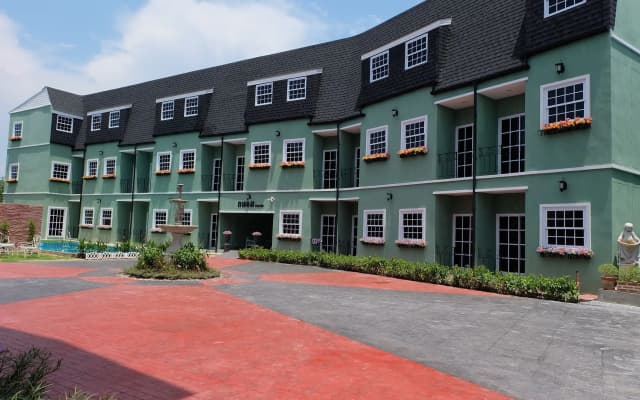 Na Banmae Resort