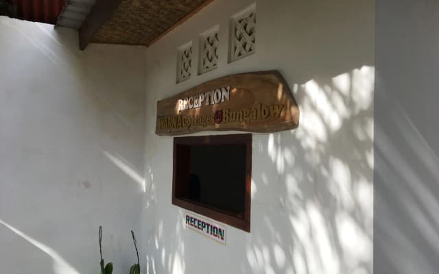 Warna Beach Hotel