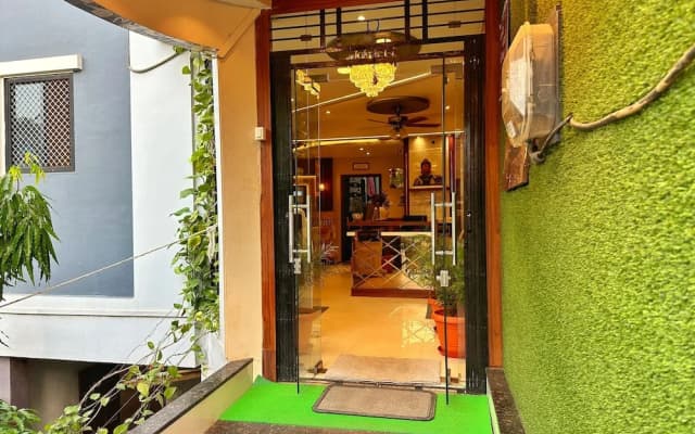 Hotel Gurukripa Inn
