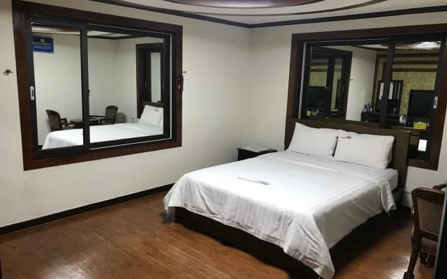 Goodstay Feel Motel Mokpo