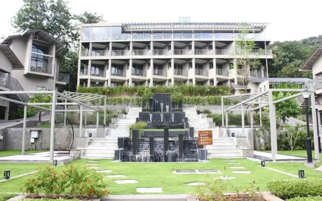 Niraamaya Retreats Samroha Athirappilly
