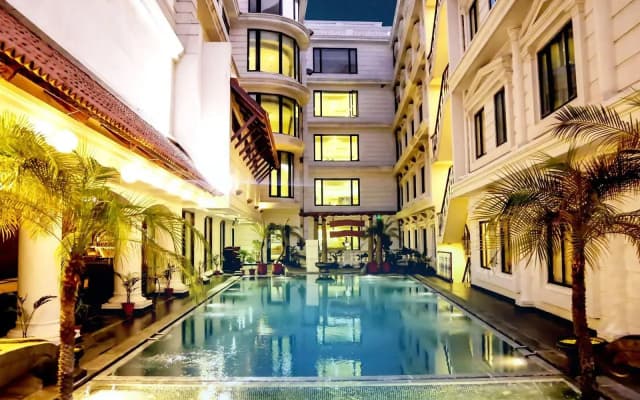 Anandha Inn Convention Centre and Suites