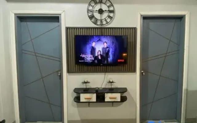 Amplayo Apartelle 2-BR Unit