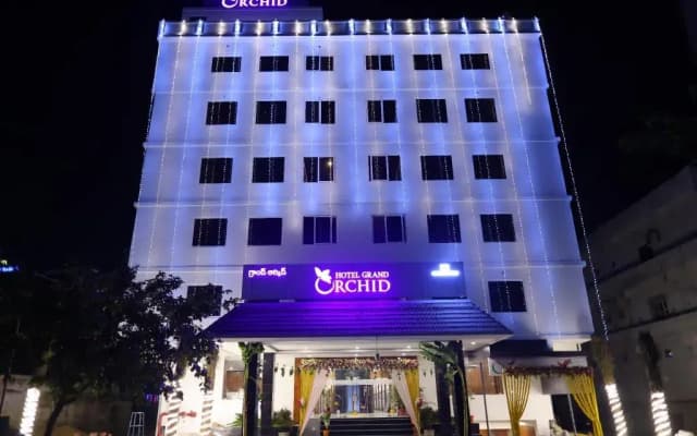 Hotel Grand Orchid