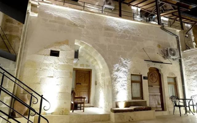 Arkeles Suites