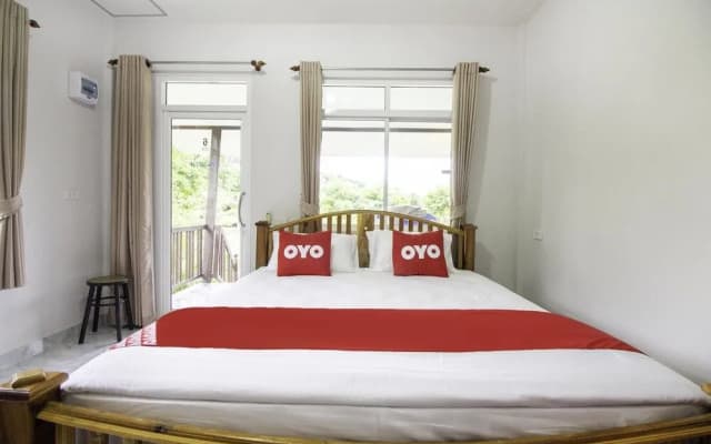 OYO 999 Baan Pak Rom Ruen