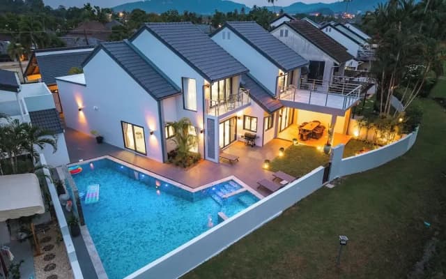 Golfside 5BRVilla with Private Pool V192