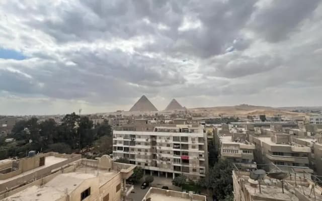 Pyramids View Inn