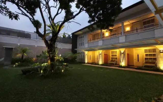 Selaras Guest House