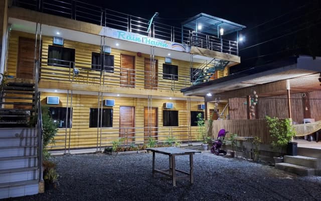 Rain Haven Lodging House