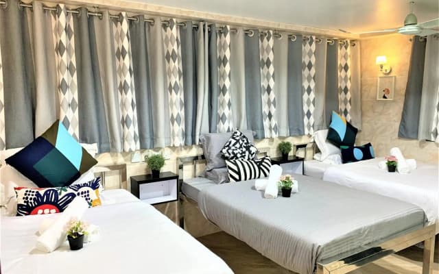 Super Guest House