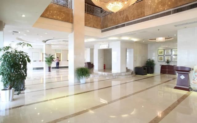 Suzhou Plaza Hotel
