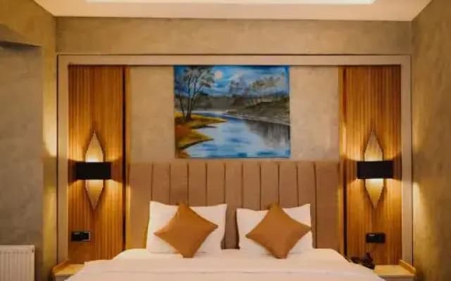 Mi̇r Emi̇r Hotel