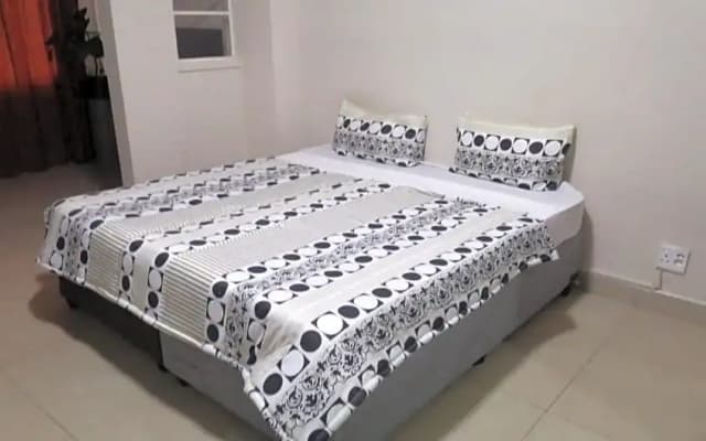 Bayside Hotel 14 Monty Naicker Street