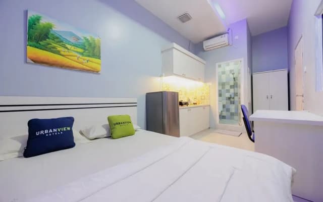Urbanview Hotel Bagusroom Batam