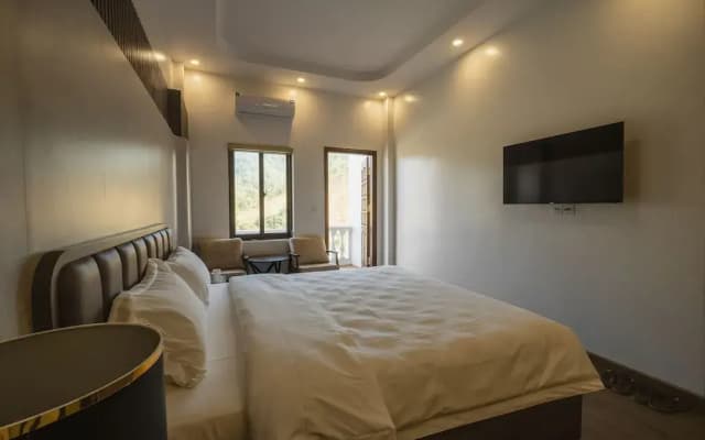 Odyssey Hotel 2